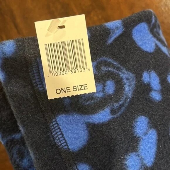 Authentic Disney Park Fleece Throw With Sleeves NWT - Picture 3 of 3